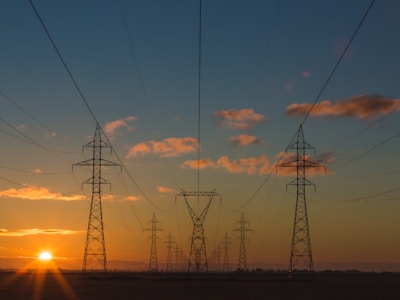 Energy Sector Trading India - Oil, gas, renewable energy trading